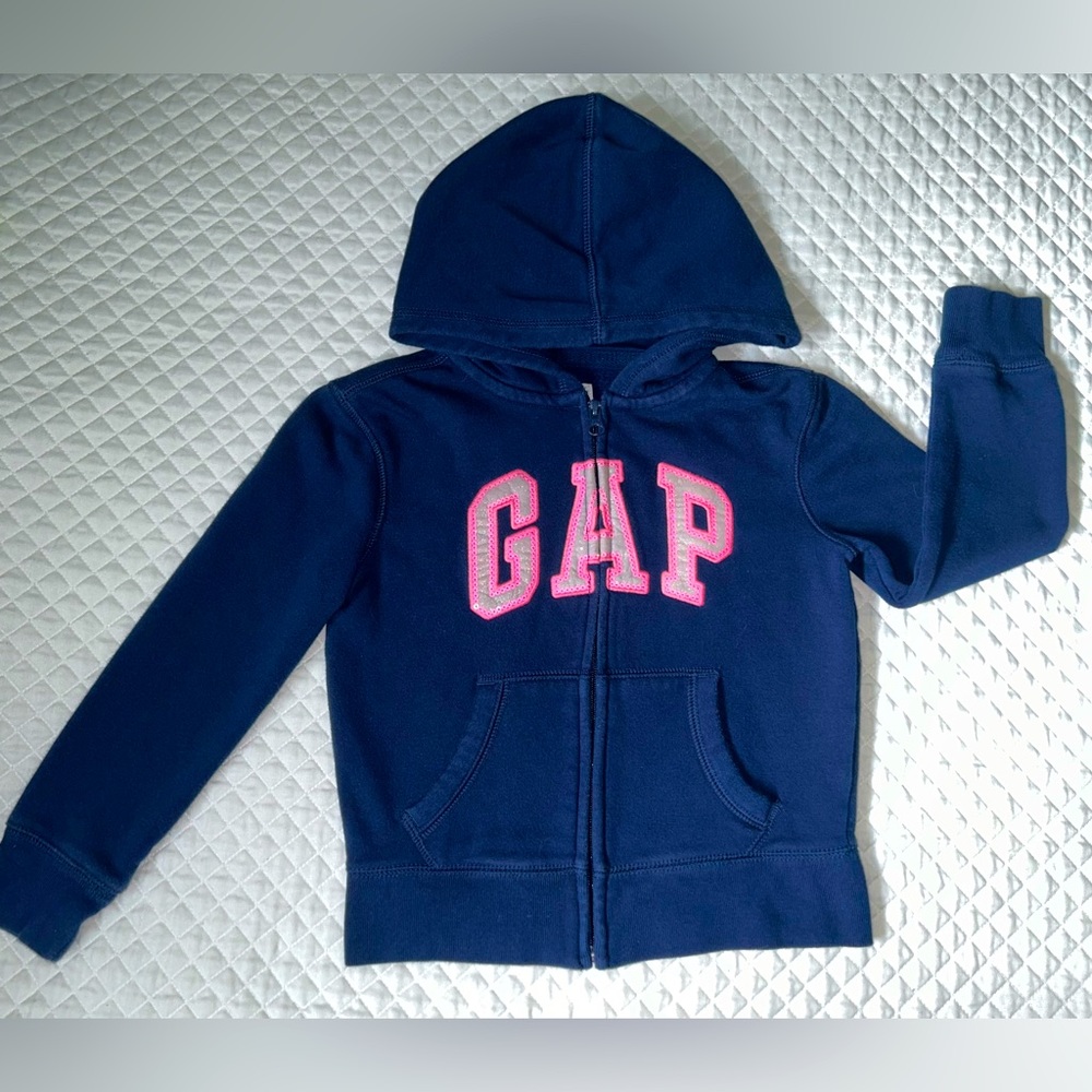 GAP Kids Girls Navy Dark Blue Zippered Sweatshirt Hoodie Pink Logo Size S 6-7